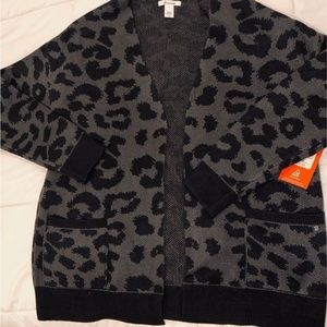 Rip Zone cardigan size large.